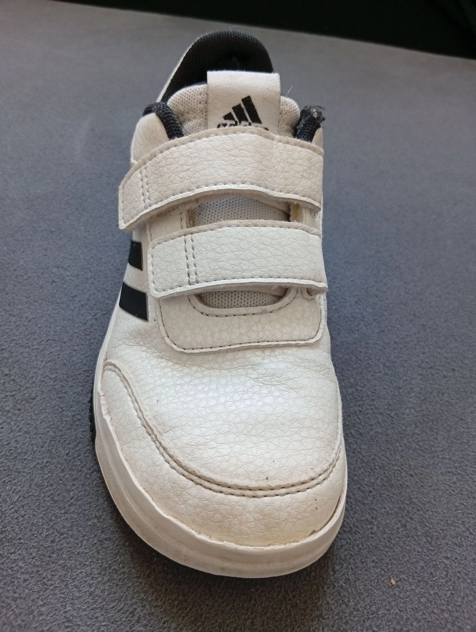 Tênis Adidas infantil brancos e pretos - Tamanho 29 - Com velcro – photo 6